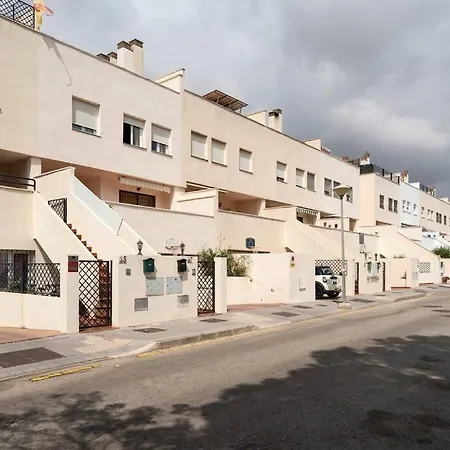 Holiday home Adosado Jacuzzi Urb La Canada *
