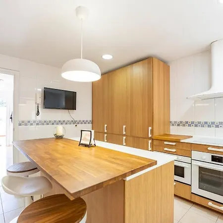 Adosado Jacuzzi Urb La Canada Holiday home *