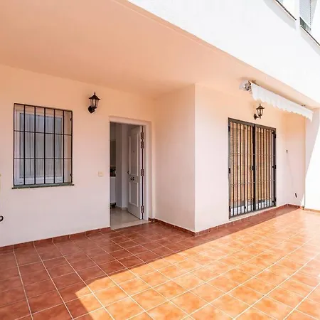 בית נופש Adosado Jacuzzi Urb La Canada *